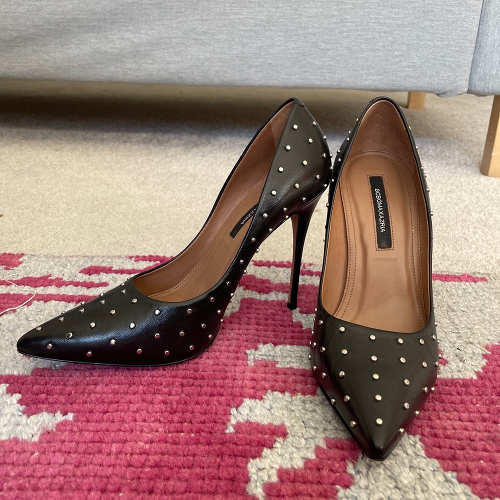 BCBG MAXAZRIA | NOVA STUD PUMP
